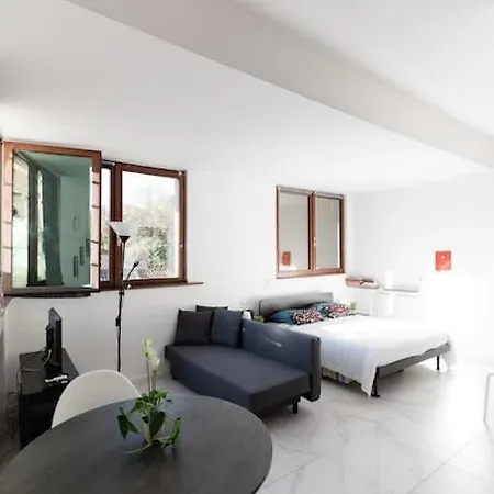 شقة Santa Marta Luxury Duomo