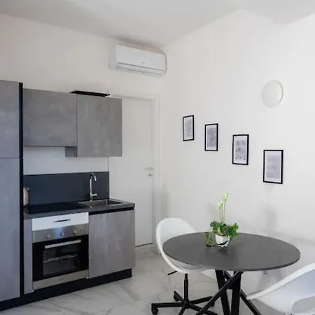 شقة Santa Marta Luxury Duomo *