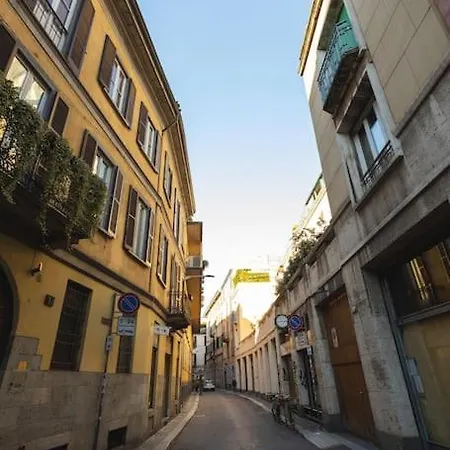 Apartment Santa Marta Luxury Duomo Milan